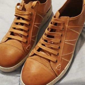 G Deffy leather shoes